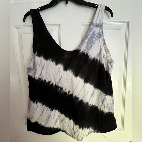 Tank Top - Picture 3 of 3